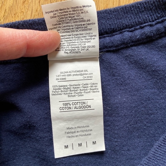 GILDAN Not On Facebook tee - Picture 4 of 6